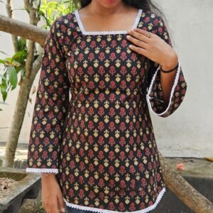 Stylish cotton short kurti for girls