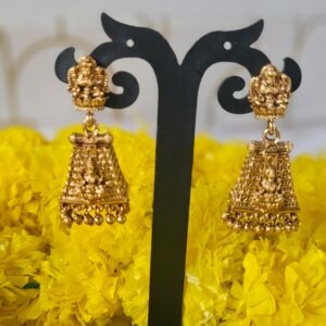 Lekshmi Kovil Jhumka with Pearl Ear Chain